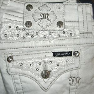 MISS ME " FANTASY BORDER " WHITE ANKLE JEANS SZ-26